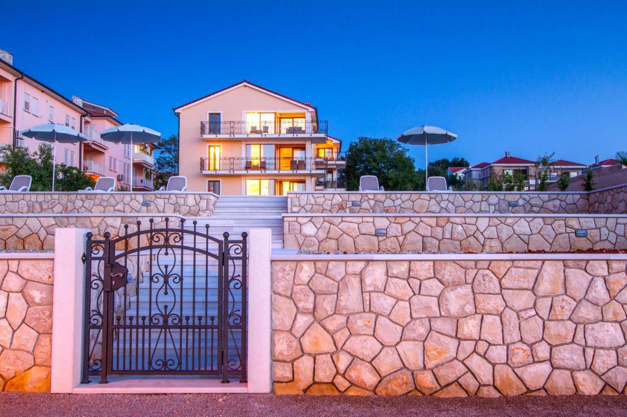 Luxury Apartments Villa Matea 1 Malinska Dış mekan fotoğraf