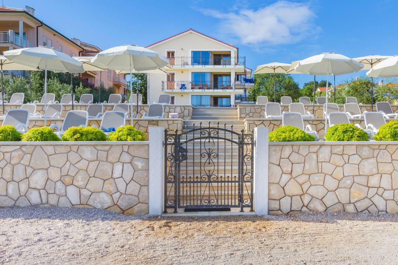 Luxury Apartments Villa Matea 1 Malinska Dış mekan fotoğraf